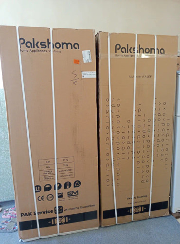 یخچال و فریزر دوقلو 40 فوت پاکشوما مدل RTRA-RTFA۹۰۱iW (N۲)، دارای نمایشگر و بدون برفک، با ارتفاع 187، پهنای 118 و عمق 73 سانتیمتر، میزان مصرف انرژی A+، دارای 5 طبقه در یخچال و 4 کشو در فریزر، دارای سیستم نوفراست